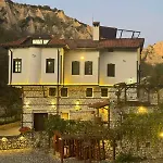 Villa With Hot Pool By Bookvillabg