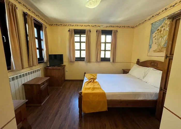 With Hot Pool By Bookvillabg