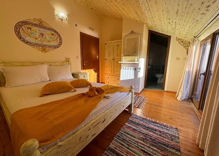 Willa With Hot Pool By Bookvillabg *