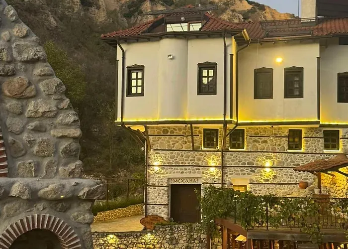 With Hot Pool By Bookvillabg Melnik (Blagoevgrad)