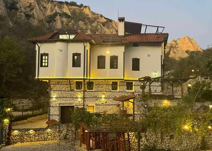 Willa With Hot Pool By Bookvillabg