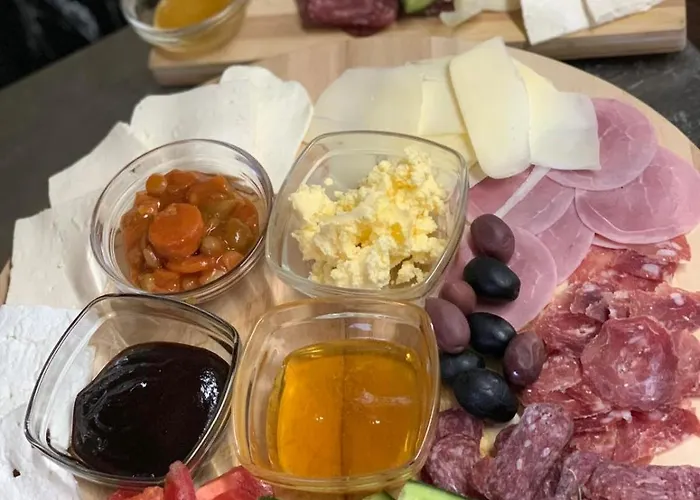 With Hot Pool By Bookvillabg